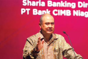 CIMB Niaga Syariah: SPIN-OFF UUS MENUJU BANK UMUM SYARIAH TERKEMUKA DI ASEAN