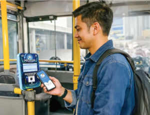 BRImo Perkenalkan Fitur QRIS Tap, KINI BAYAR TRANSJAKARTA JADI LEBIH PRAKTIS DAN MUDAH