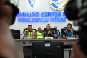 Urai Kepadatan di Jalur Tol Trans Jawa, Menhub Dudy dan Kakorlantas Berlakukan One Way dari KM 132 sampai KM 70