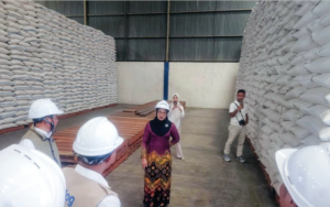 Stok Bahan Pangan Aman, BULOG JAGA STABILITAS HARGA PANGAN