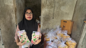 Dari Dapur Sederhana, Perempuan Tangguh Ini Sukses Kembangkan Usaha Kue dan Banjir Pesanan Berkat Dukungan BRI