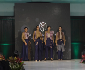 Dari Keterbatasan Jadi Kekuatan, Kisah Perempuan Difabel Asal Semarang Kembangkan Usaha Fashion Berdaya Saing Bersama LinkUMKM BRI