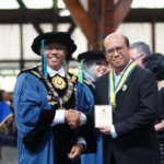 ITB Anugerahkan Ganesa Wirya Jasa Adiutama kepada Suroso Isnandar