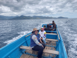 Terjang Ombak, Dedikasi Mantri BRI yang Membuka Jalan Akses Finansial hingga Perbaiki Nasib Nelayan di Pulau Seram