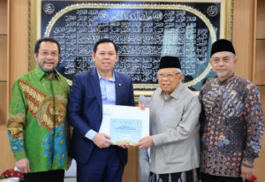 Ketua DPD RI Sampaikan Undangan Sidang Bersama DPR-DPD RI kepada KH Ma’ruf Amin, Perkuat Silaturahmi Kebangsaan