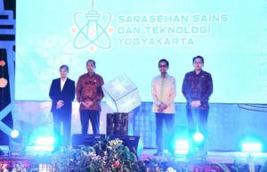 Gubernur DIY Sri Sultan HB X Berpesan agar Perguruan Tinggi “Ingat Pulang” ke Masyarakat